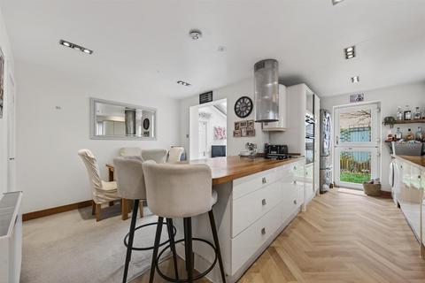 3 bedroom detached house for sale, Chatsworth, Milton Keynes MK8