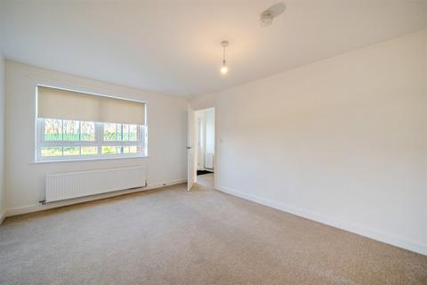 4 bedroom detached house to rent, Aylesford ME20