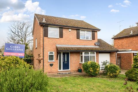 Thames Drive, Ruislip, Middlesex