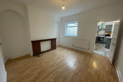 2 bedroom terraced house to rent, Eldon Street, Darlington