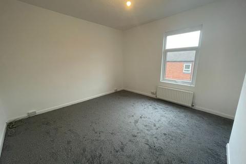 2 bedroom terraced house to rent, Eldon Street, Darlington