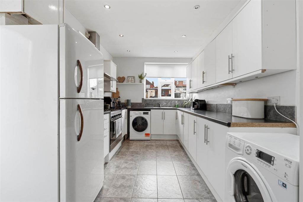 18 St Martins Rd (28 of 42).jpg