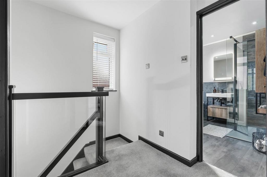 18 St Martins Rd (20 of 42).jpg