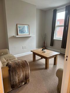 2 bedroom apartment for sale, Park Avenue, London, N22