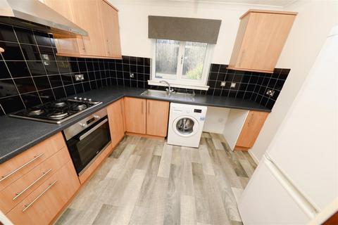 1 bedroom flat for sale, Lammermoor Court, Glenrothes