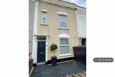 3 bedroom terraced house to rent, Beaumont St, Bristol, BS5