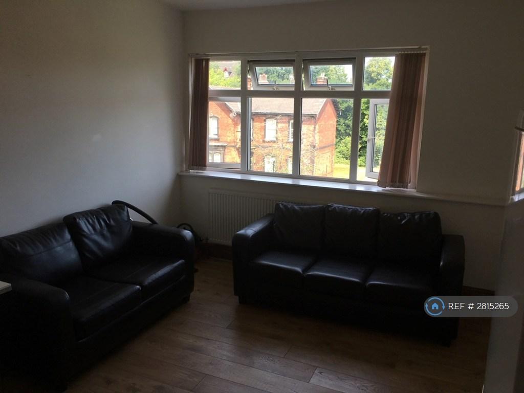 Kitchen/Living Room