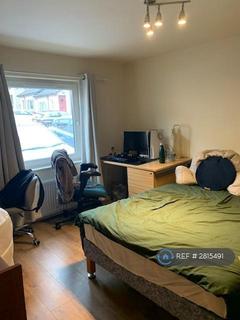 undefined, Larch Street, Dundee, DD1