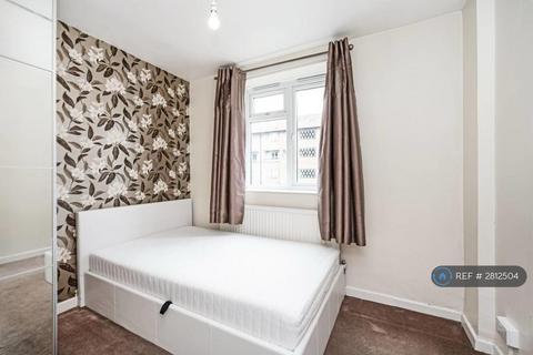 3 bedroom maisonette to rent, Trelawney Estate, London, E9