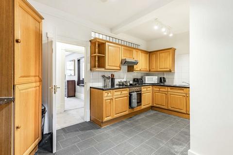 6 bedroom flat to rent, Strathmore Court, 143 Park Road, NW8