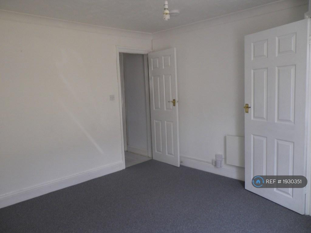 Front Bedroom