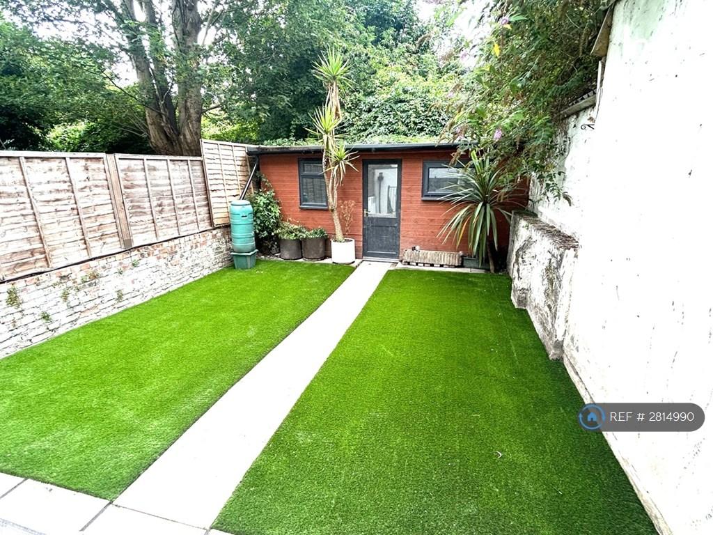 Rear Garden- New Articial Grass