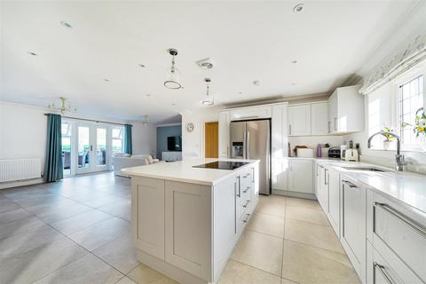 4 bedroom detached house for sale, St. Margarets Place, Bethersden, Ashford