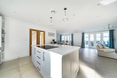 4 bedroom detached house for sale, St. Margarets Place, Bethersden, Ashford