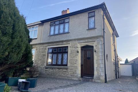 4 bedroom semi-detached house to rent, Mackie Grove, Filton, Bristol, Gloucestershire, Bristol BS34