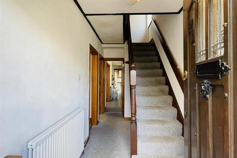 4 bedroom semi-detached house to rent, Mackie Grove, Filton, Bristol, Gloucestershire, Bristol BS34