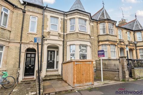 2 bedroom flat to rent, Divinity Road, Oxford OX4