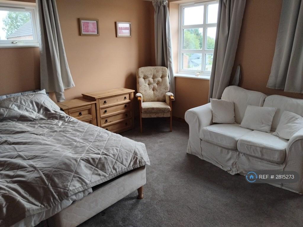 Room To Rent