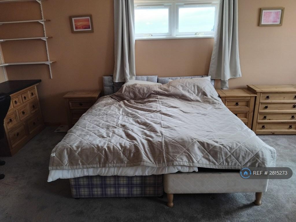Room To Rent