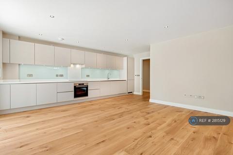 3 bedroom flat to rent, Layla Court, London, N19