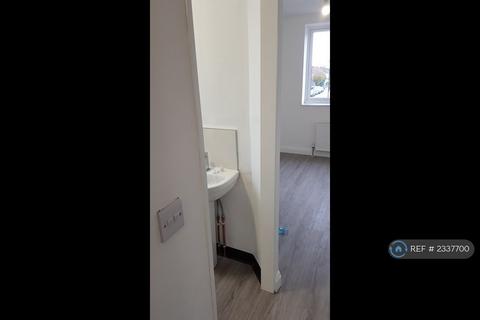 undefined, Silverleigh Road, Thornton Heath, CR7