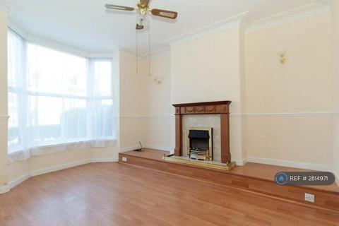 3 bedroom terraced house to rent, Abbeydale Road, Sheffield, S7