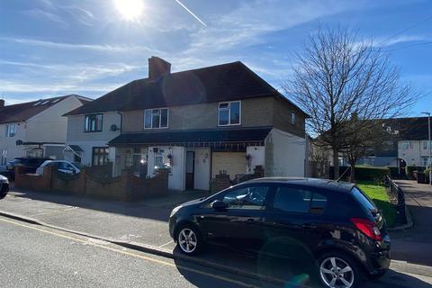 undefined, Hunters Hall Road, Dagenham