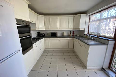 undefined, Hunters Hall Road, Dagenham