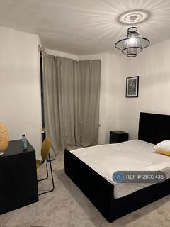 3 bedroom terraced house to rent, Whitehorse Road, Thornton Heath, CR7
