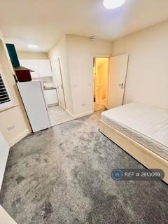 undefined, Hillcross Avenue, Morden, SM4