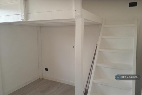 undefined, Littlehampton, Littlehampton, BN17