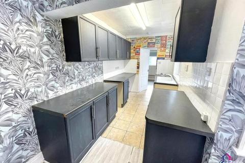 3 bedroom terraced house for sale, Bridge End Road, Grantham, Lincolnshire, NG31 6JH