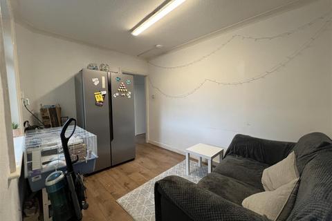 4 bedroom terraced house to rent, Eighth Avenue, Bristol, Gloucestershire, Bristol BS7