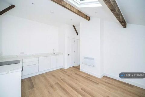 1 bedroom flat to rent, Boroughgate, Otley, LS21
