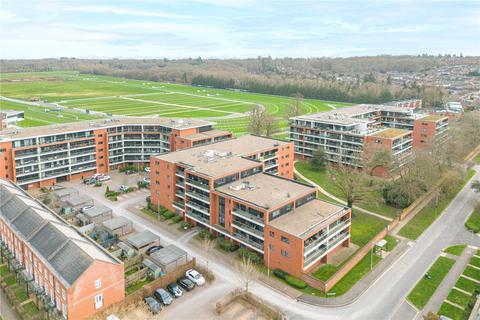 2 bedroom apartment for sale, Racecourse Road, Newbury, Berkshire, RG14