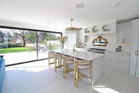 5 bedroom detached house for sale, Malmains Way, Park Langley, Beckenham, BR3