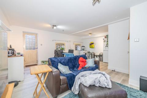 2 bedroom maisonette for sale, Roper Road, Canterbury, Kent, CT2
