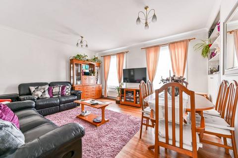 3 bedroom flat for sale, Royal College Street, Camden Town, London, NW1