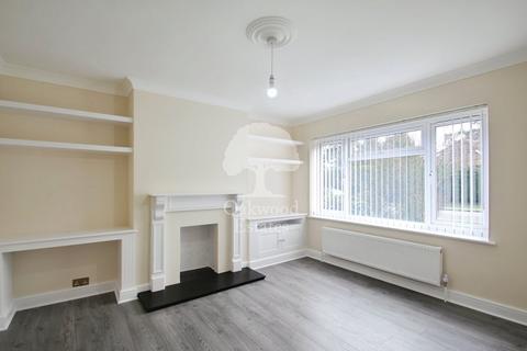 2 bedroom maisonette to rent, Pinewood Green, Iver SL0