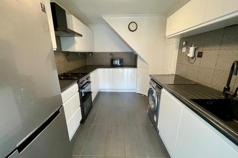 undefined, Oakwood Drive, Luton, LU3 3BA