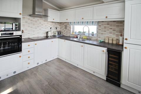 2 bedroom detached house for sale, Coast Road, Clevedon BS21