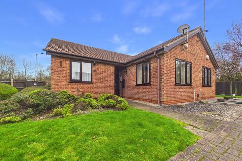 2 bedroom semi-detached bungalow for sale, Nightingale Court, Peterborough, PE4