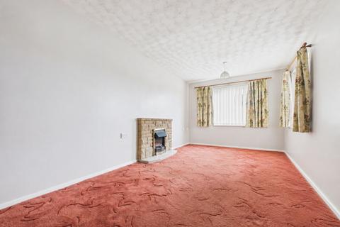 2 bedroom semi-detached bungalow for sale, Nightingale Court, Gunthorpe, Peterborough, PE4