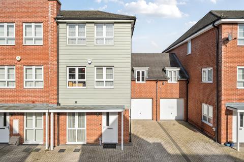 Wyeth Close, Taplow, Berkshire, SL6