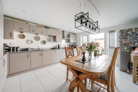 5 bedroom terraced house for sale, Wyeth Close, Taplow, Berkshire, SL6