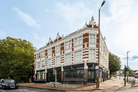 Studio to rent, 428 Woolwich Road, Woolwich, SE7