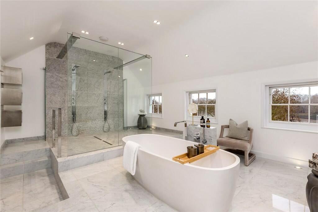 Principal Ensuite