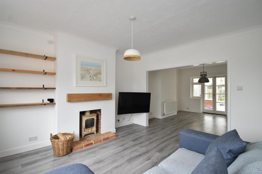 Living &amp; dining room