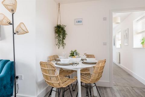 2 bedroom barn conversion to rent, Stabler Way, Poole