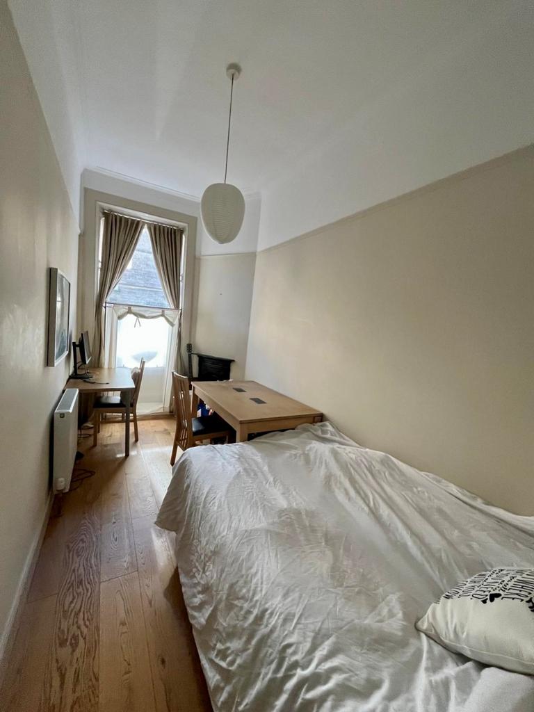 Second bedroom 3